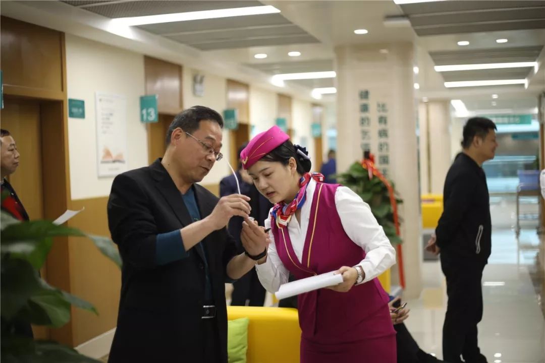 大庆24小时套医保卡(北京医保卡使用指南)